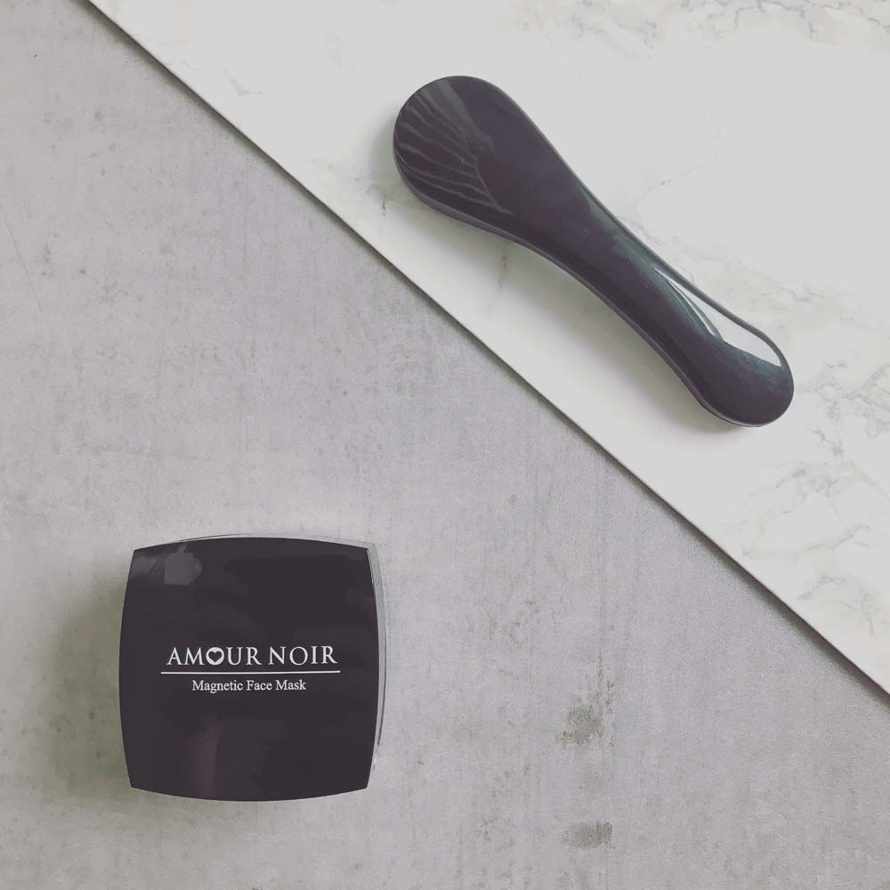 Amour Noir's Magnetic Face Mask